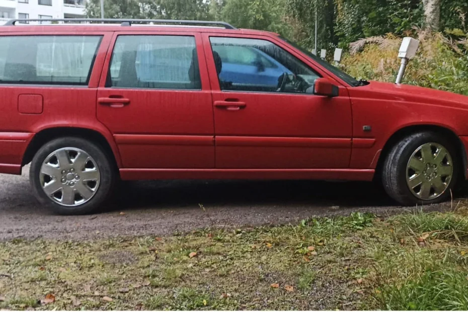 Volvo v 70 1999